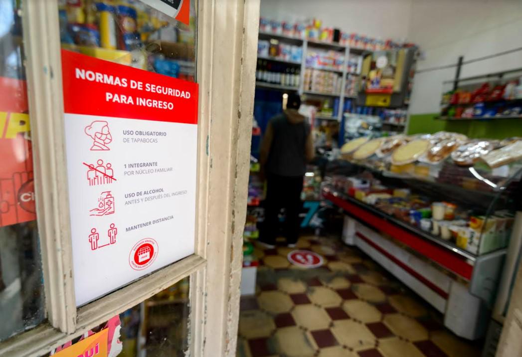 Caida comercio Uruguay