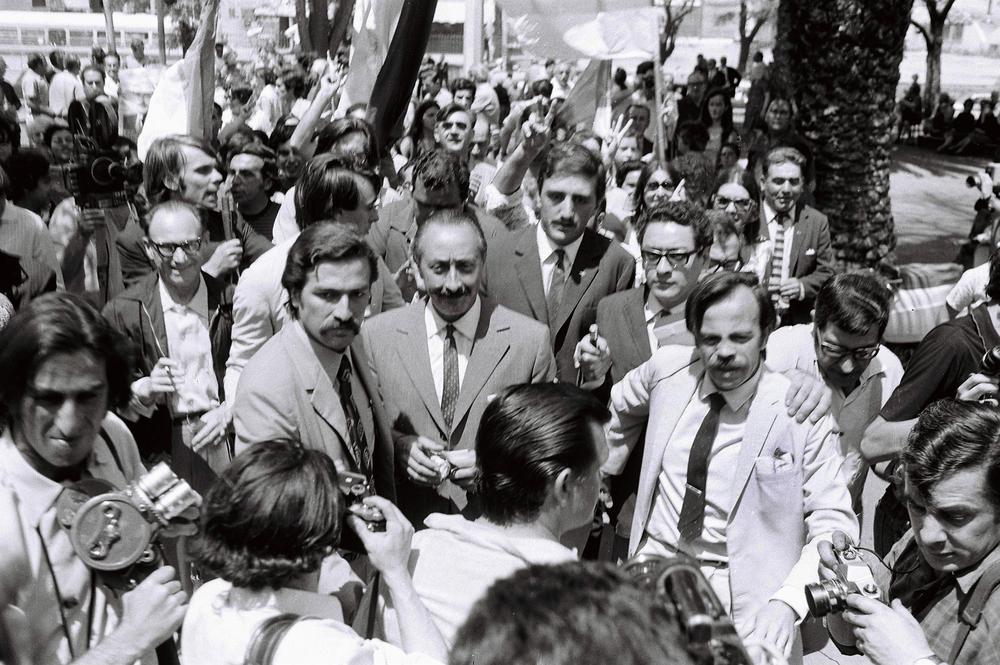 LS 031 Llega a votar, 71