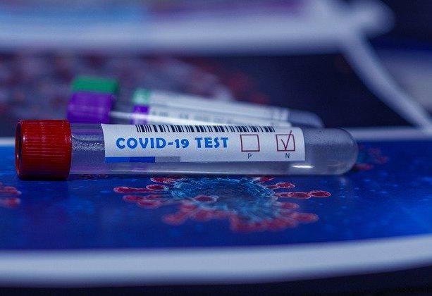covid-19-5057462_1280