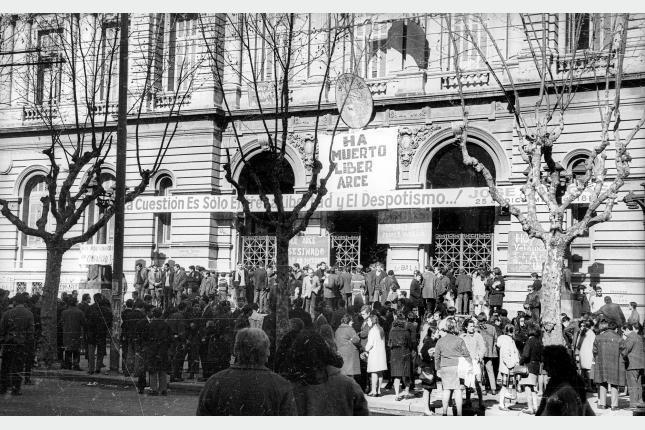 Sepelio de Liber Arce - Foto Aurelio Gonzalez